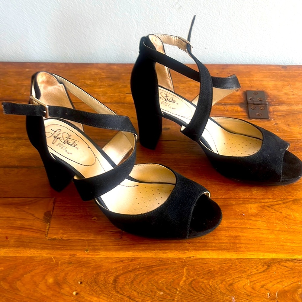 Lifestride Allison strapped heel